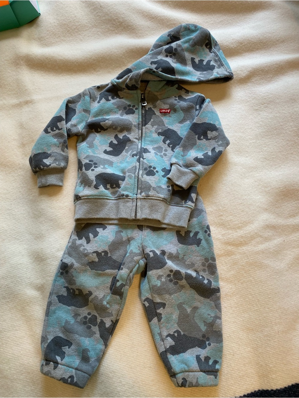 Levi’s Bear Print Hoodie & Jogger Set 12M | Matching Sweat Set